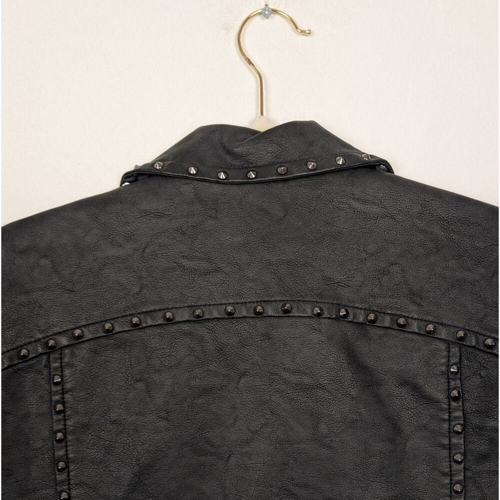 William Rast Moto Biker Jacket M Black Studded Faux Leather Asymmetrical Edgy - Picture 5 of 9
